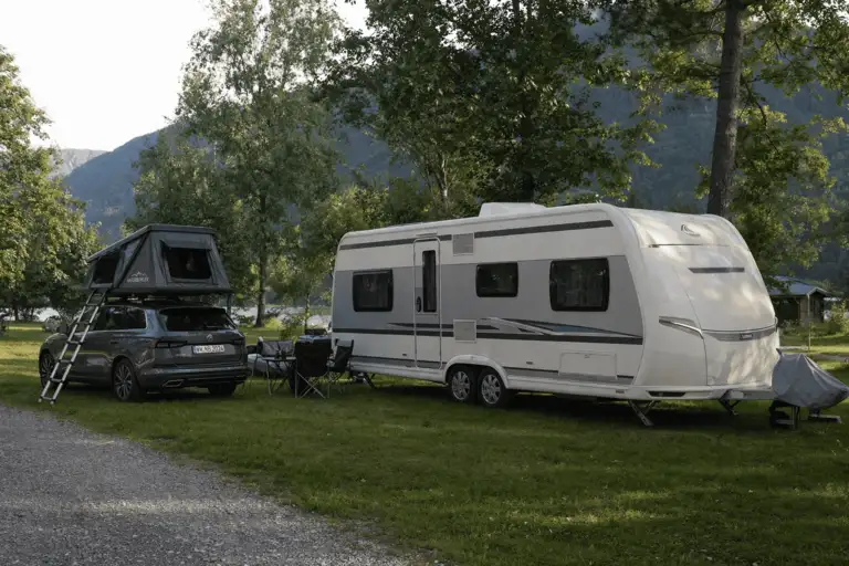 Campingplatz in den Bergen